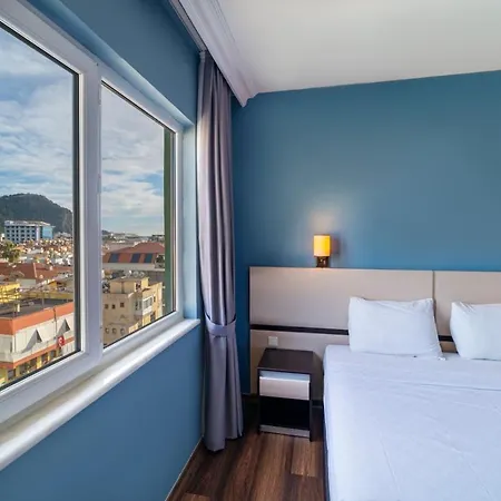Royalisa Aparthotel 3*