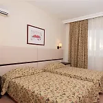 Apartahotel Royalisa