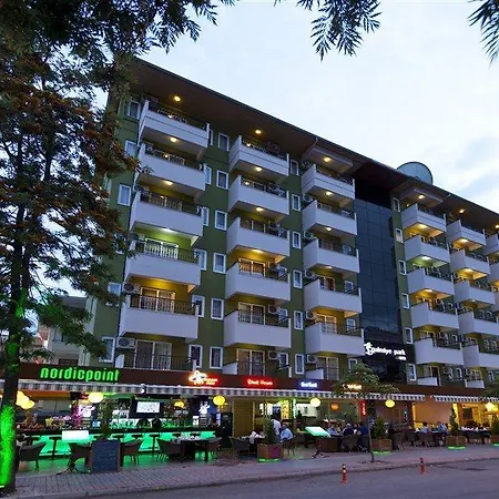 公寓式酒店 Royalisa 阿拉尼亚